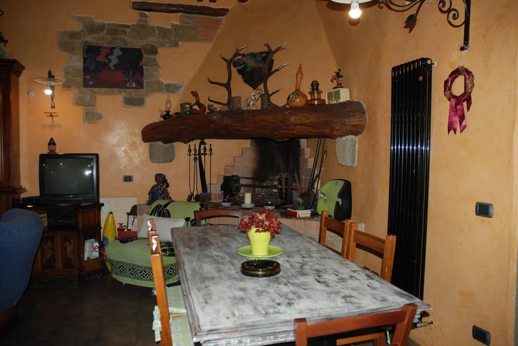 Podere Le Buche Pelago Bagian luar foto