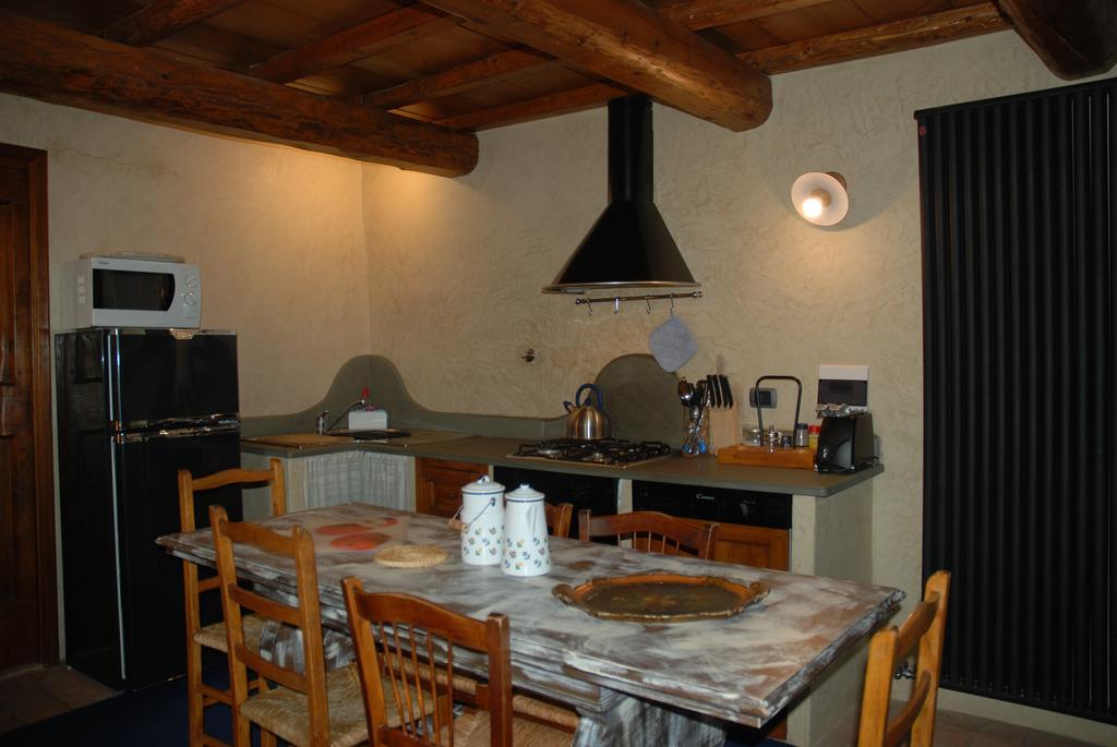 Podere Le Buche Pelago Bagian luar foto